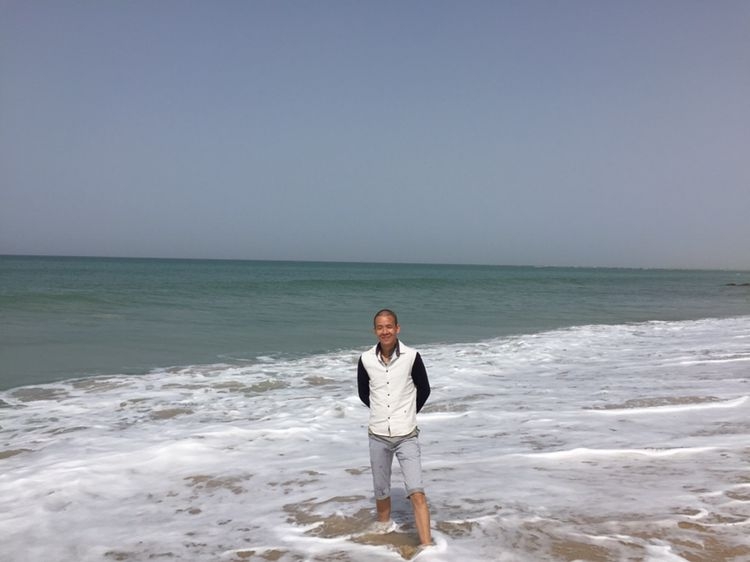 文字的忧伤的第一张照片--温州相亲服务中心