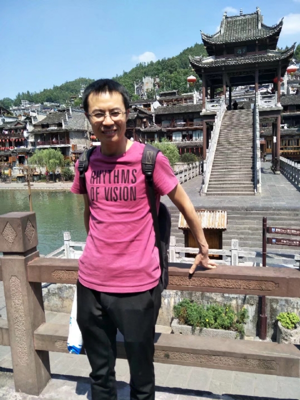 会飞的鱼的第一张照片--温州相亲服务中心