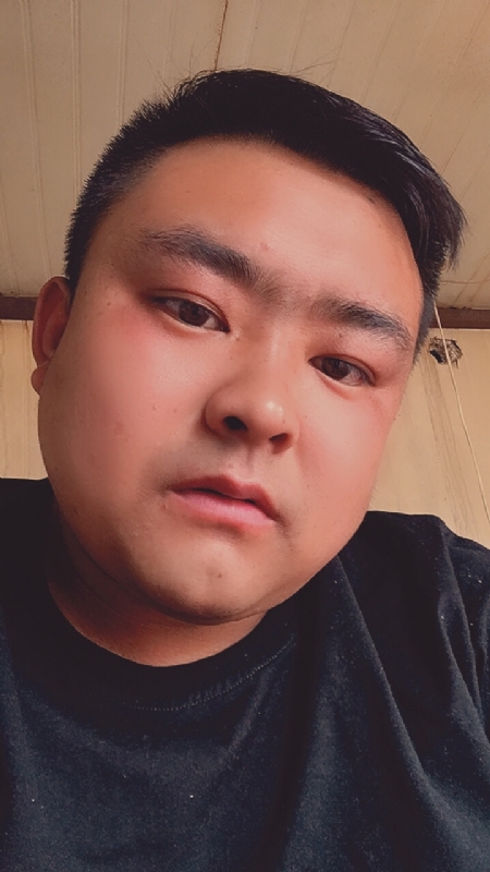 爱我所爱的第一张照片--温州相亲服务中心