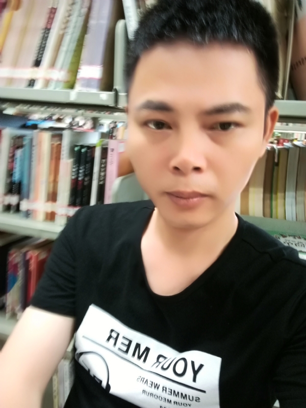 青青子衿的第一张照片--温州相亲服务中心