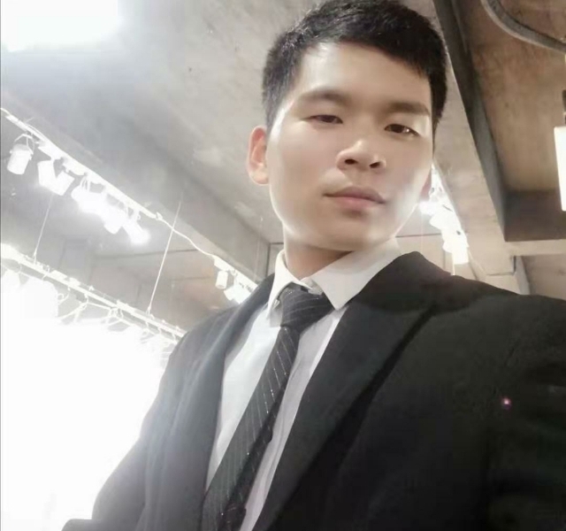 凌晨三点三分的第二张照片--温州相亲服务中心