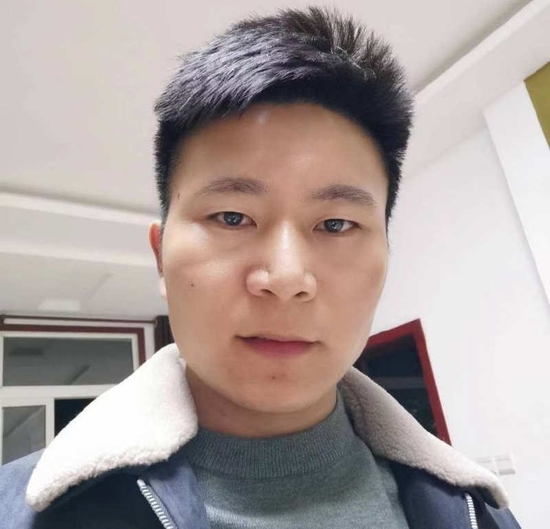 延峰的第一张照片--温州相亲服务中心