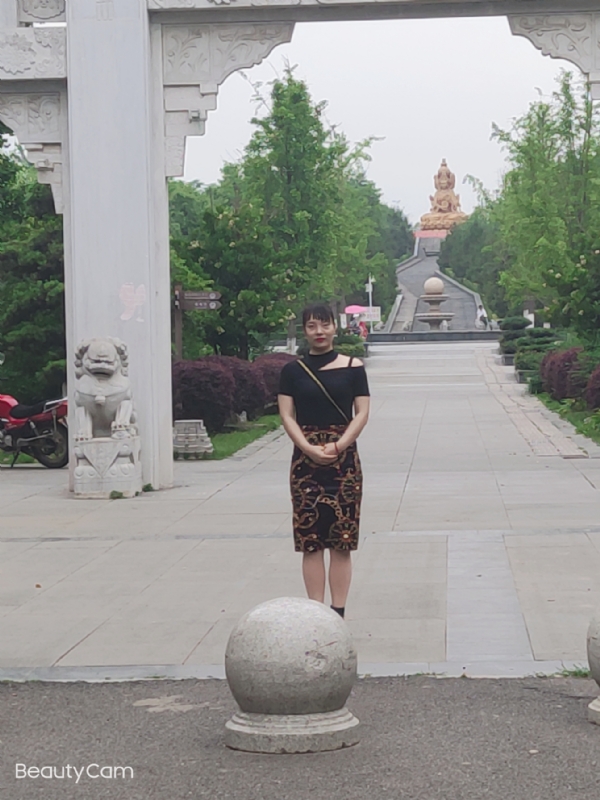 魏沐阳子的第三张照片--温州相亲服务中心