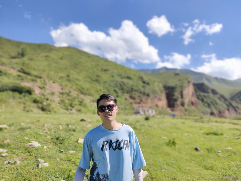 祁三岁的第一张照片--温州相亲服务中心