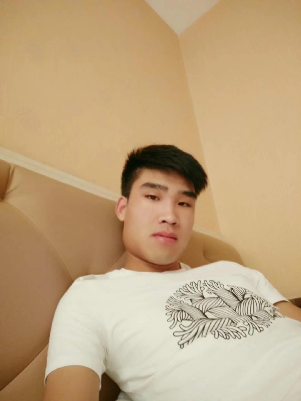 谁不曾孤单上路的第二张照片--温州相亲服务中心