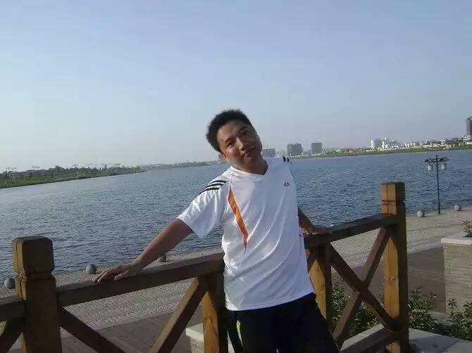 才乡痴情的第二张照片--温州相亲服务中心