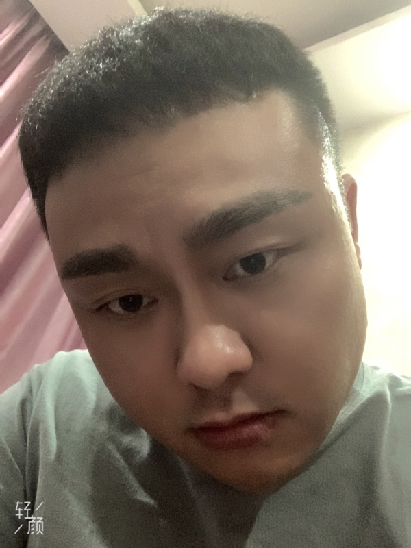 何为奈何的第二张照片--温州相亲服务中心