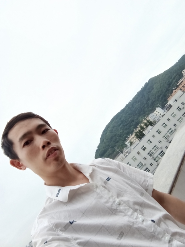 会飞的鱼的第一张照片--温州相亲服务中心