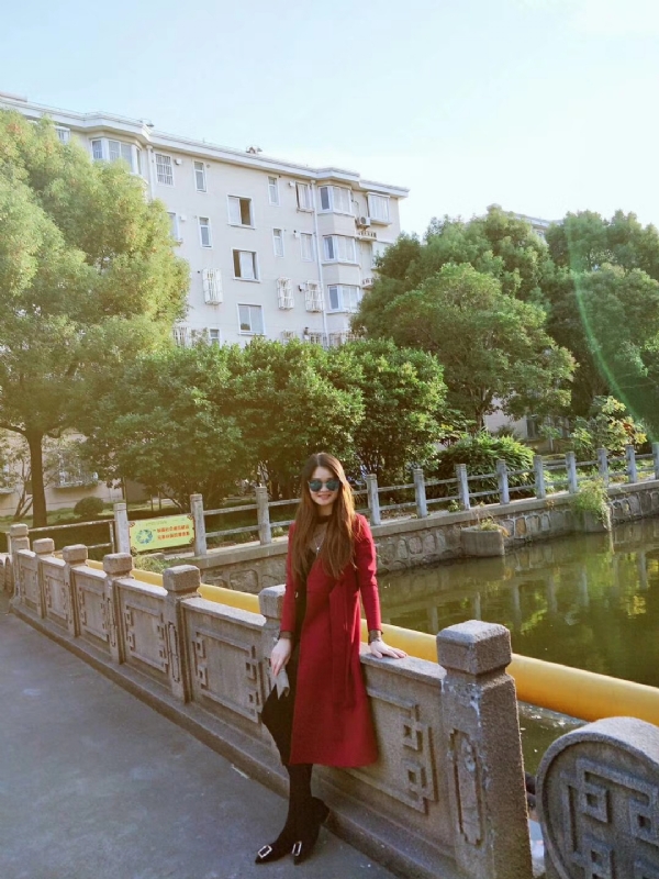 yaya的第一张照片--温州相亲服务中心