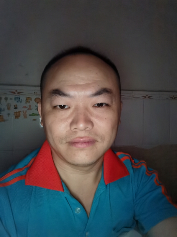 与子携老的第二张照片--温州相亲服务中心