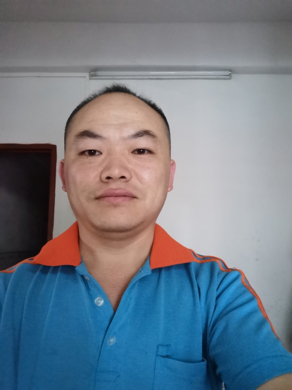 与子携老的第六张照片--温州相亲服务中心