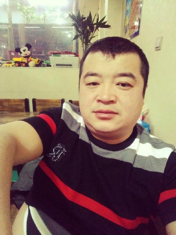 老实人的第一张照片--温州相亲服务中心