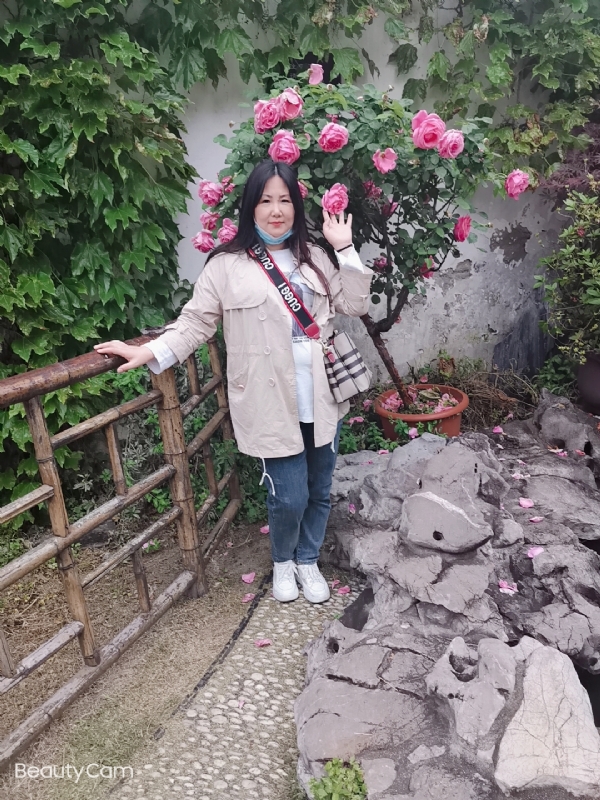 乖乖一女的第三张照片--温州相亲服务中心