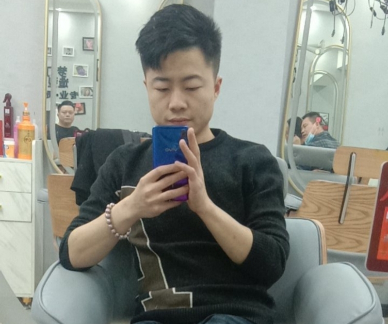 无法自拔的第一张照片--温州相亲服务中心