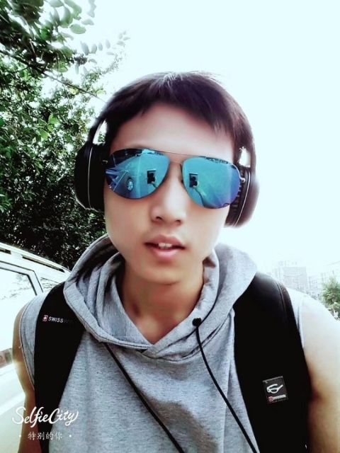 失意的人的第一张照片--温州相亲服务中心