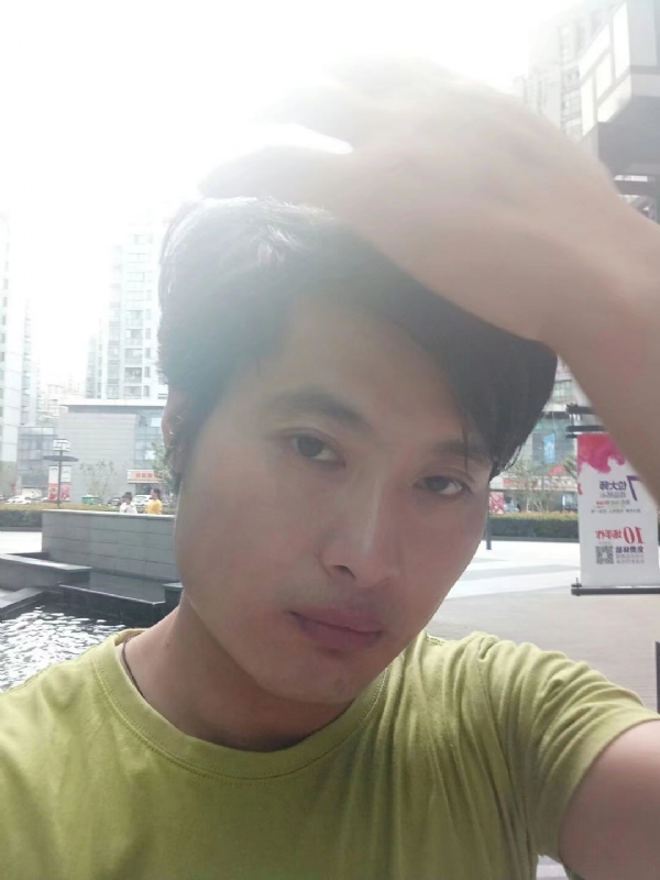 钢铁侠的第一张照片--温州相亲服务中心