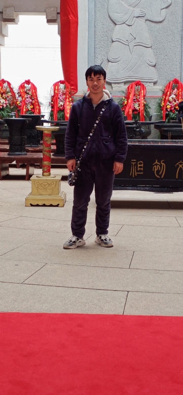 单身的小草的第一张照片--温州相亲服务中心