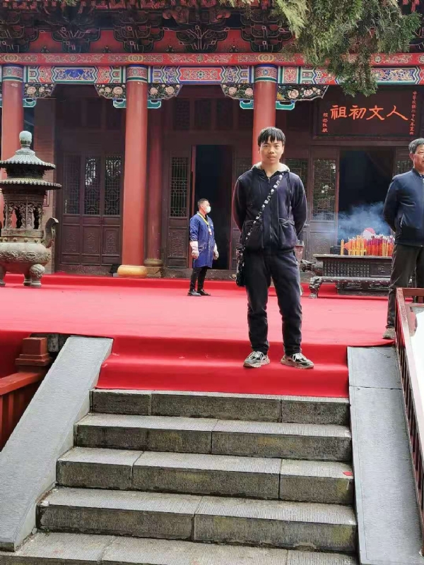 单身的小草的第三张照片--温州相亲服务中心