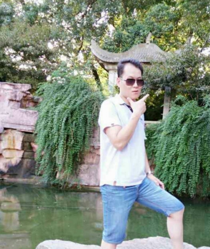 随缘的第一张照片--温州相亲服务中心