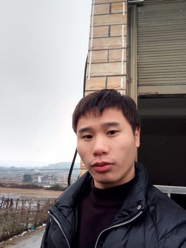 银色的羽翼的第一张照片--温州相亲服务中心