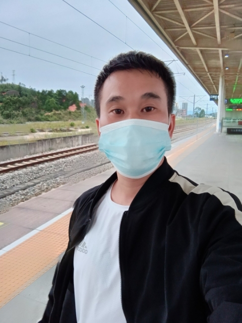 小李的第一张照片--温州相亲服务中心