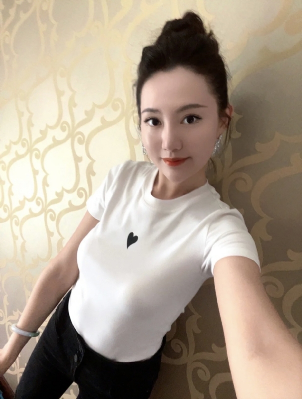 雨熙的第一张照片--温州相亲服务中心