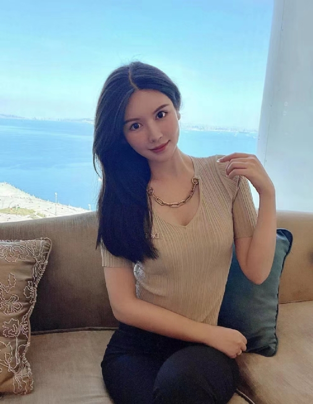 李芷晴的第一张照片--温州相亲服务中心