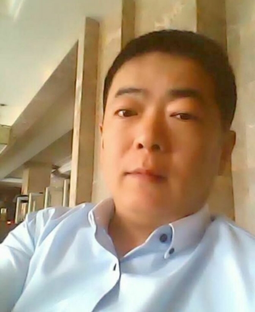 落叶随风的第一张照片--温州相亲服务中心