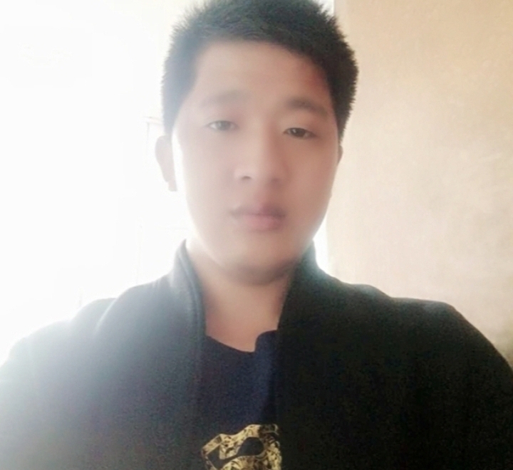 形影不离的第一张照片--温州相亲服务中心