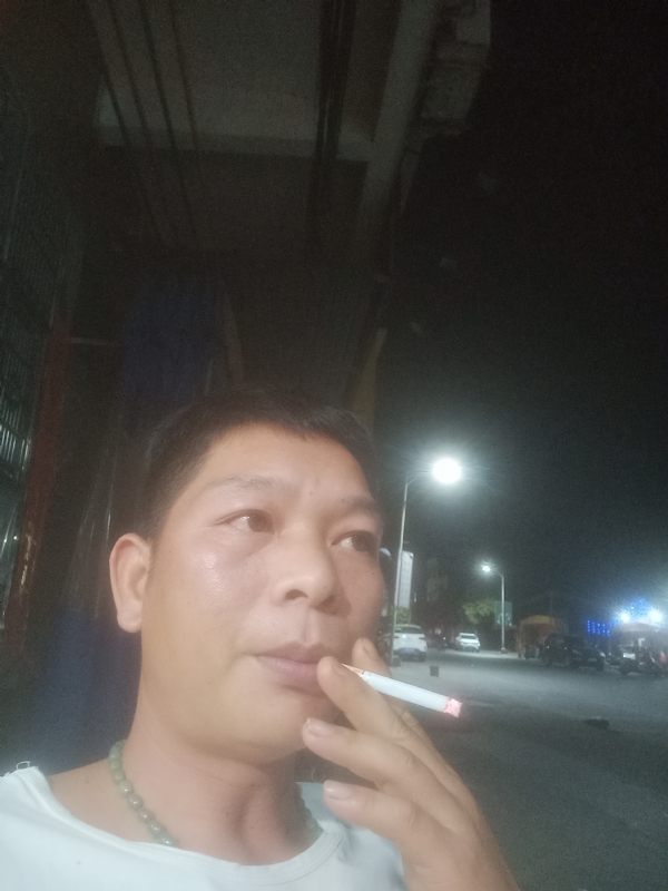 善解人意的第一张照片--温州相亲服务中心