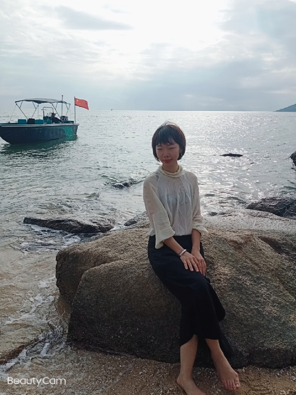 悠悠南山下的第二张照片--温州相亲服务中心