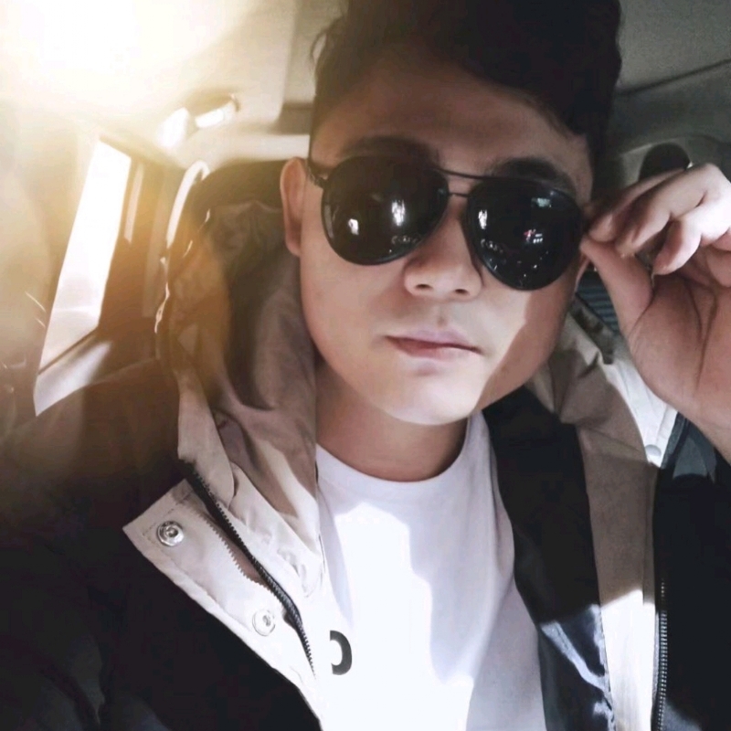 高大威武的第二张照片--温州相亲服务中心