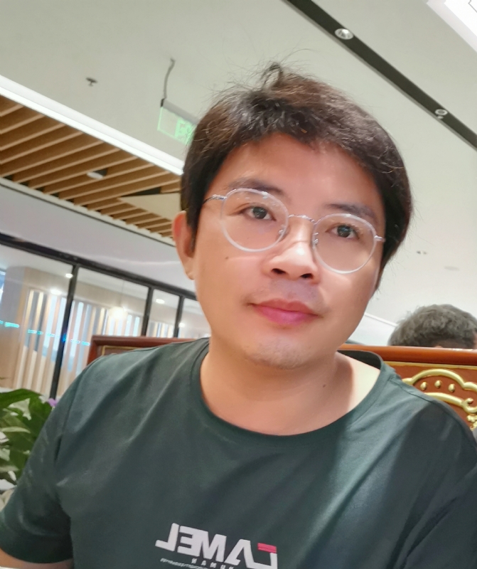 陆迅的第三张照片--温州相亲服务中心