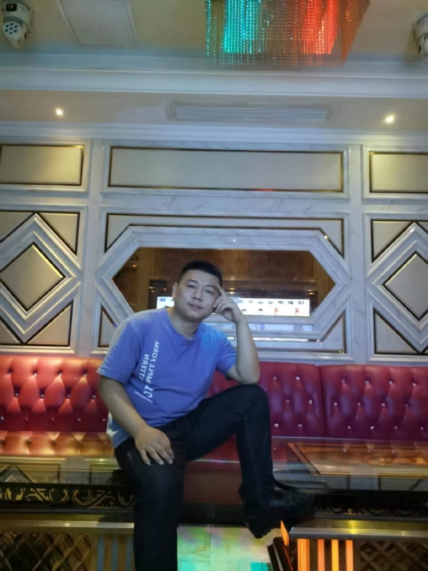 黄生的第四张照片--温州相亲服务中心