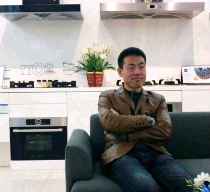 奋斗的执着的第一张照片--温州相亲服务中心