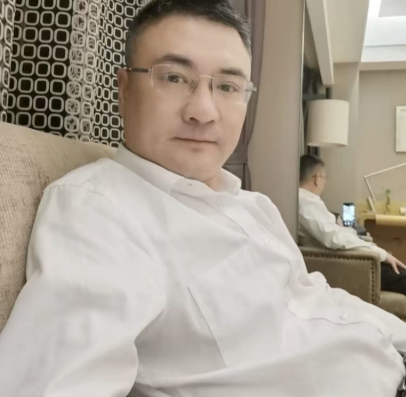 追逐的第二张照片--温州相亲服务中心