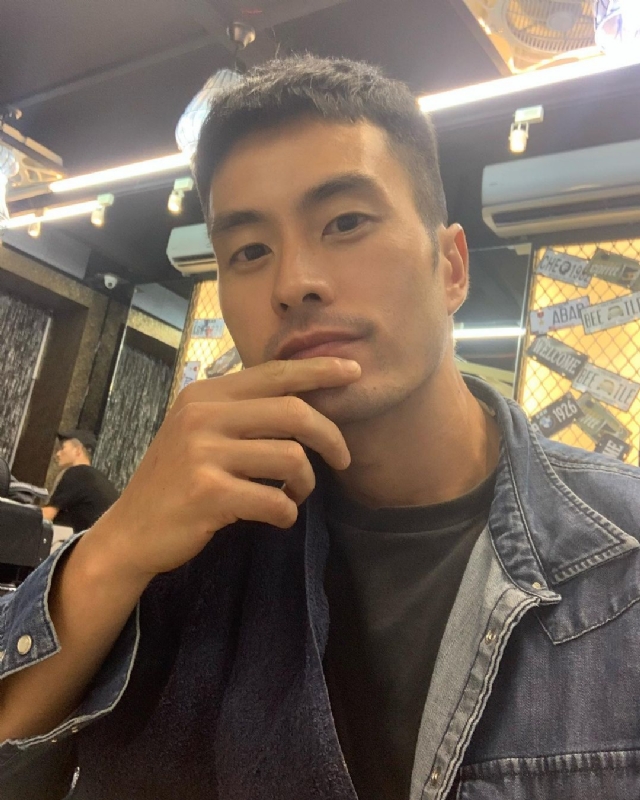 伟业强哥的第一张照片--温州相亲服务中心