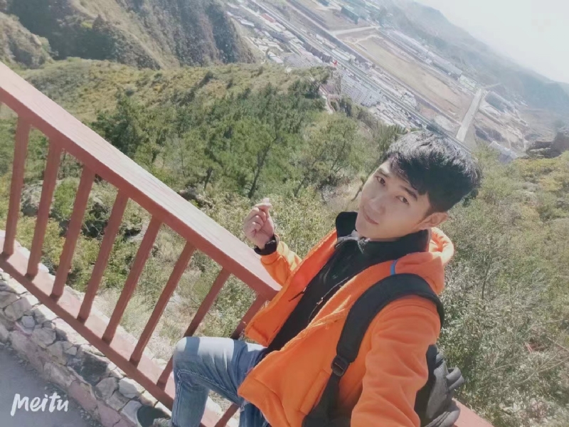 小啊鹏的第一张照片--温州相亲服务中心