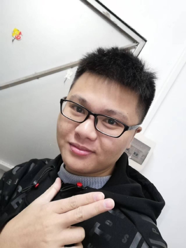 小小梦执的第一张照片--温州相亲服务中心