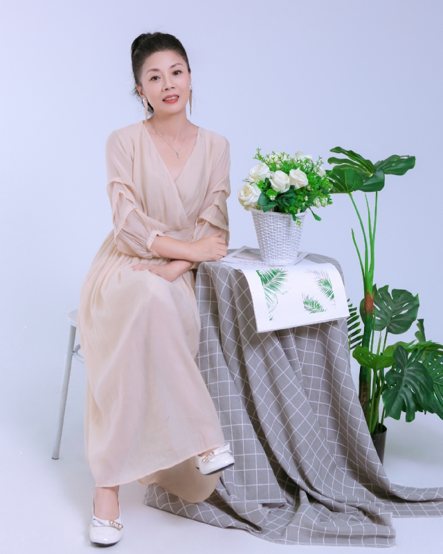 Anna的第一张照片--温州相亲服务中心