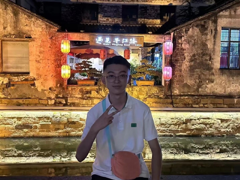 李四的第一张照片--温州相亲服务中心