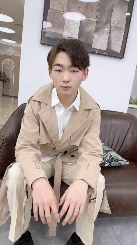 啊哲的第一张照片--温州相亲服务中心