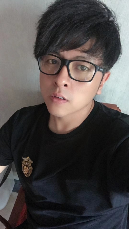 爱你永远不容易的第一张照片--温州相亲服务中心