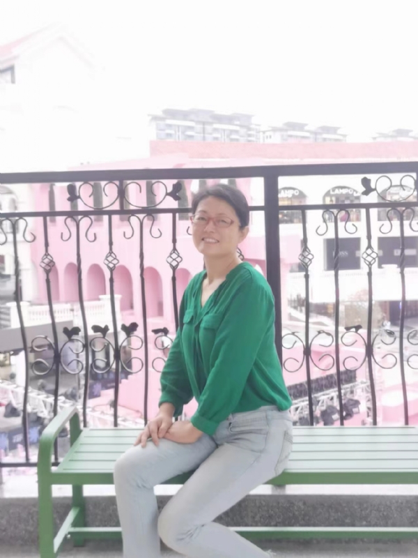 丽华的第六张照片--温州相亲服务中心