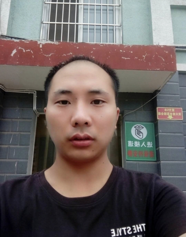 亮亮的第一张照片--温州相亲服务中心