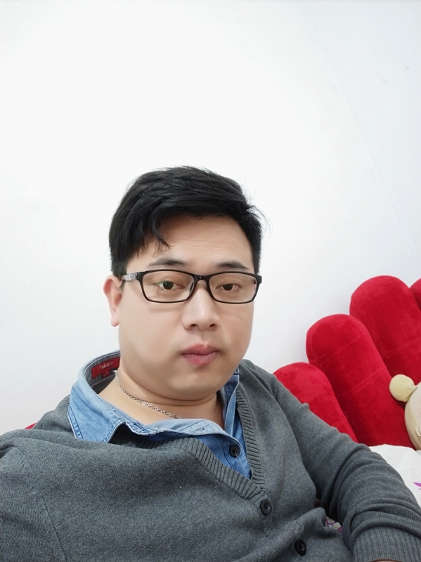 何必在亿的第一张照片--温州相亲服务中心