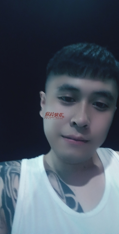 愚忠的第一张照片--温州相亲服务中心