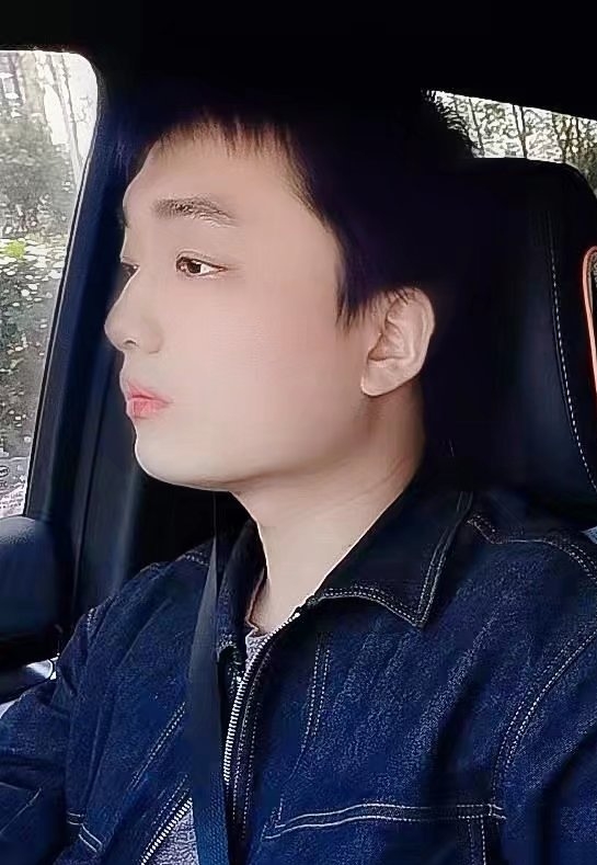 凉锦年的第一张照片--温州相亲服务中心