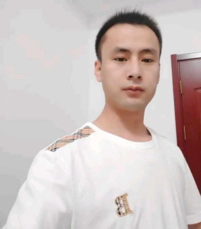 海阔天空的第一张照片--温州相亲服务中心