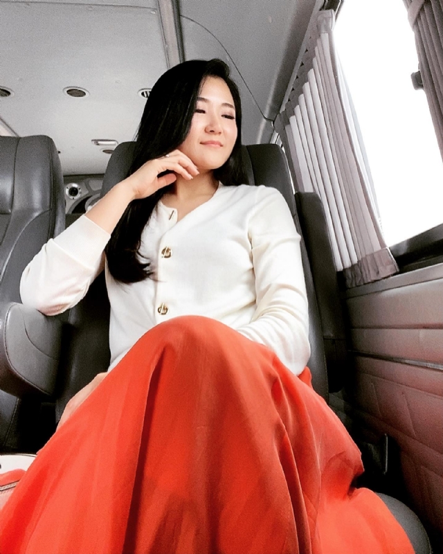 深凝久伴的第一张照片--温州相亲服务中心